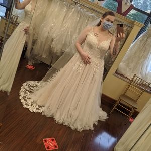 Martina liana wedding dress
